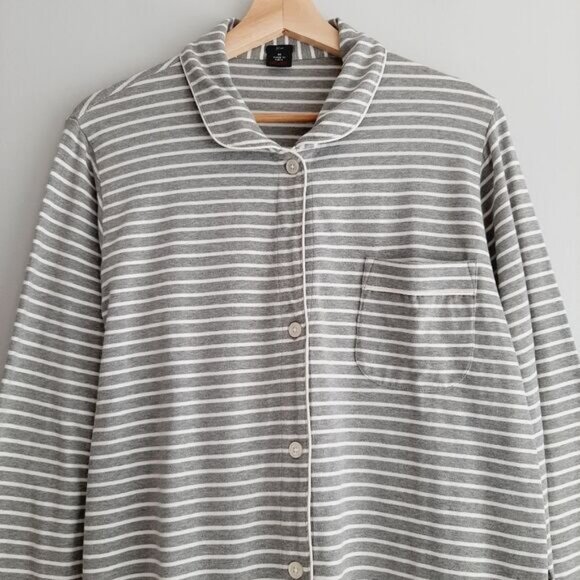 J. CREW | Button Down Long Sleeve Pajama Top Grey & White Stripe Sleepwear Sz M - Picture 2 of 12